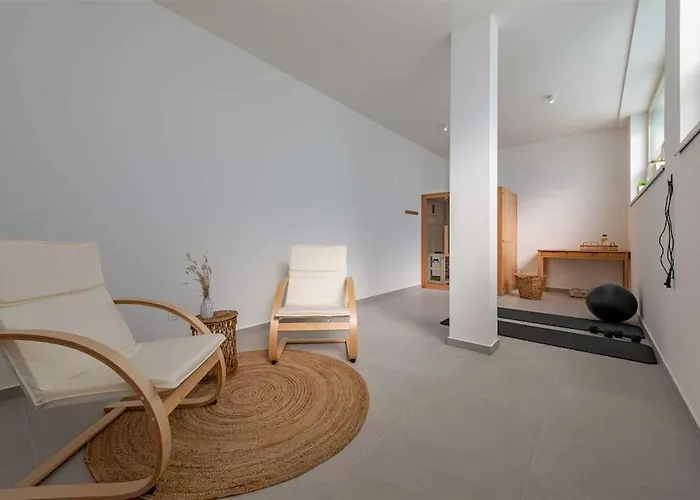 Mara Ondo Villa
