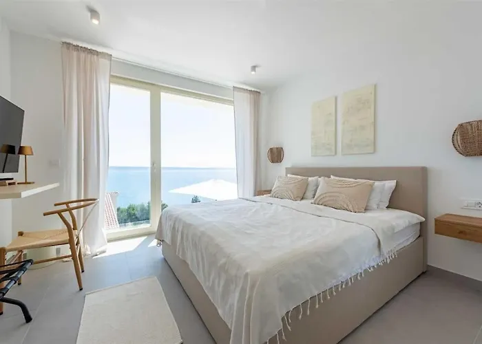 Mara Ondo Villa *