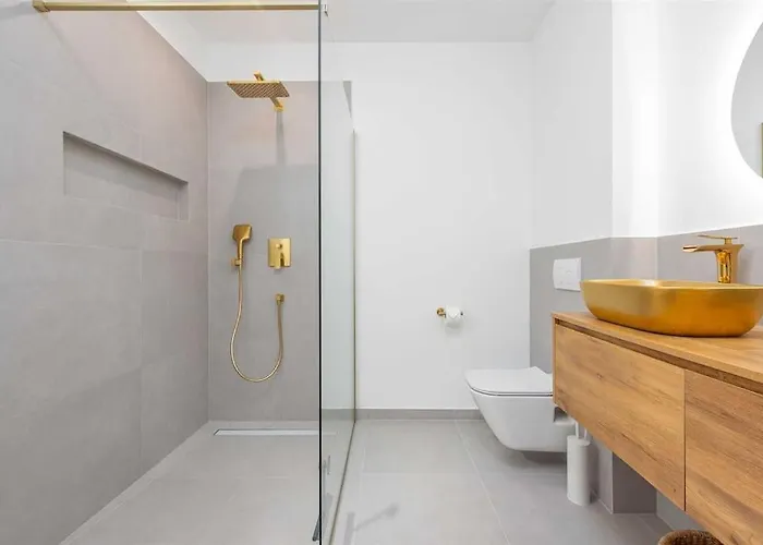 Mara Ondo Starigrad Paklenica