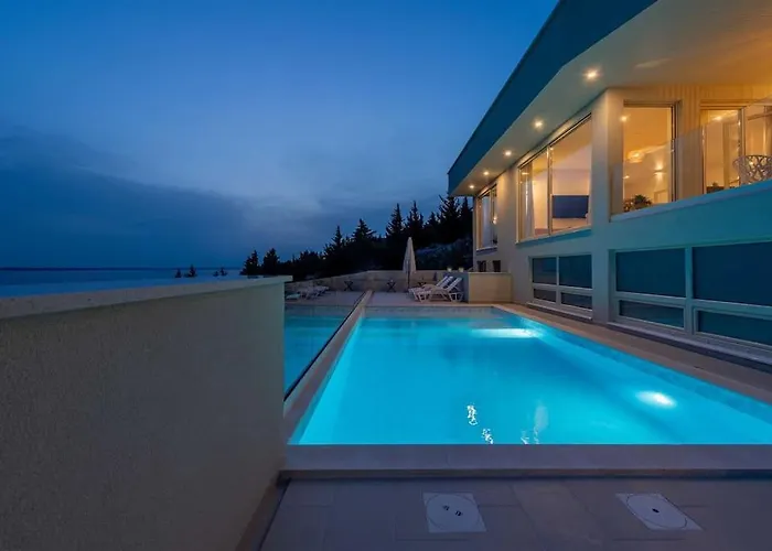 Mara Ondo Villa Starigrad Paklenica